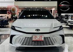 تۆیۆتا کامری